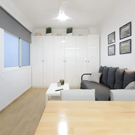 Estudio En Playa De Canteras Apartment *